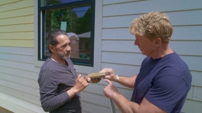 S47 E8: Mauro Henrique shows Kevin O'Connor some fiber-cement siding