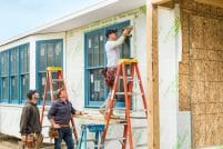 Windows_12-0917-Idea-House-Folder_Idea_TOH_SKingston_PineTrim_withTOHTV-40.0